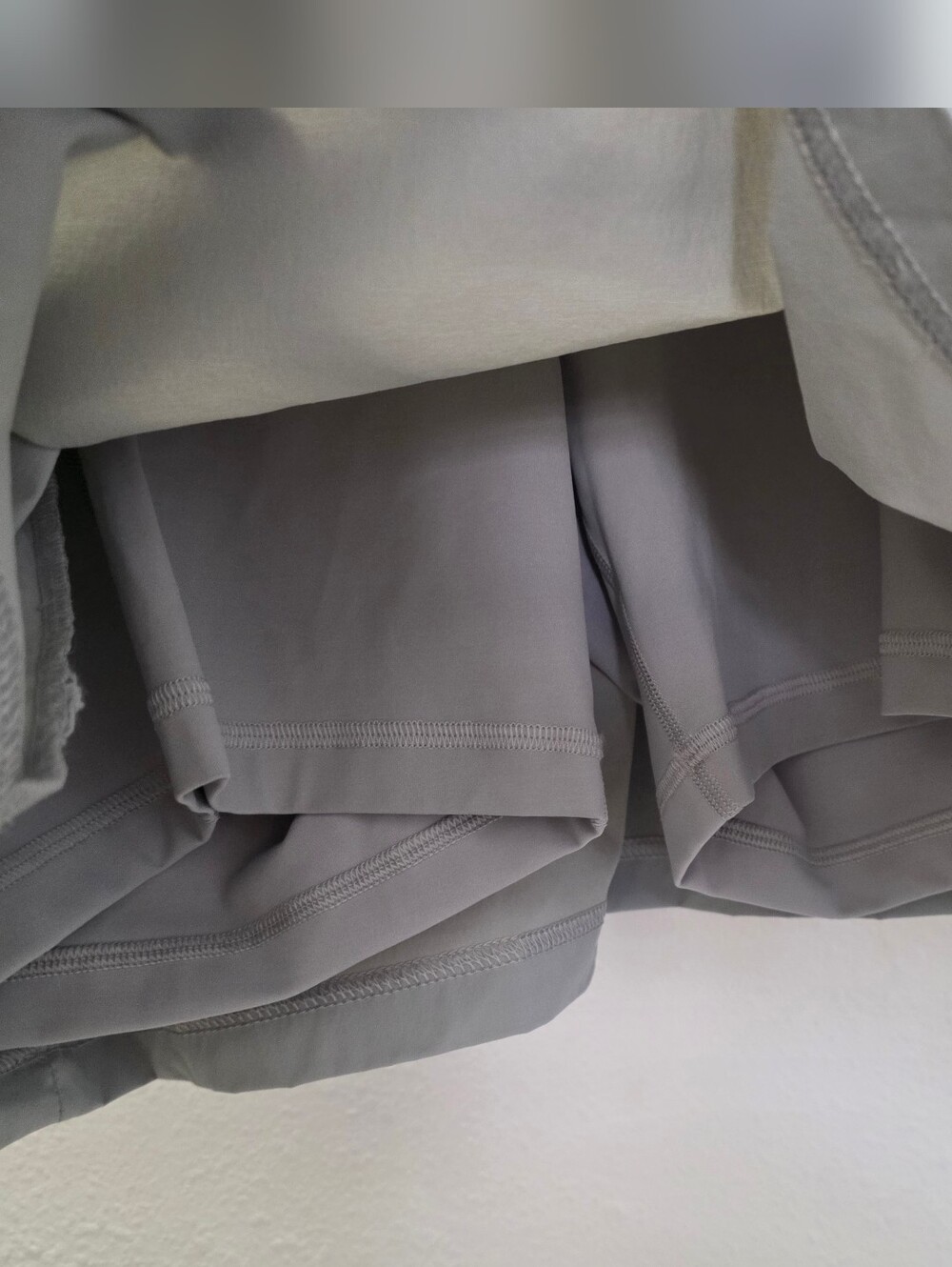 Lululemon Multipocket Hiking Skirt High Rise Size 12 - Picture 5 of 6